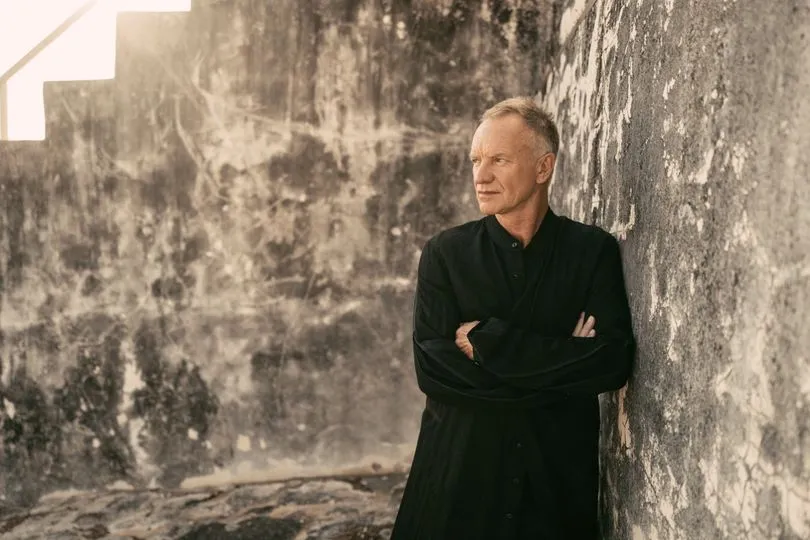 Indragitul solist Sting a lansat albumul „The Bridge”