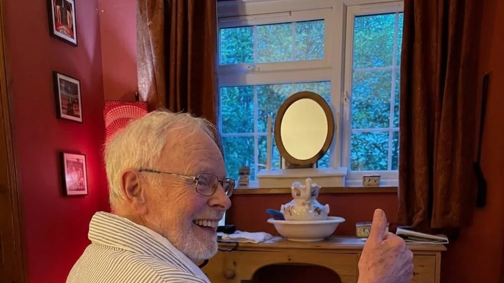 Bob Harris shared a pic with fans